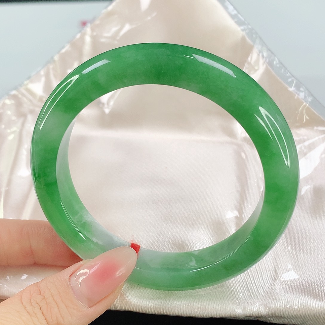 未镶嵌手镯翡翠60.5圈口