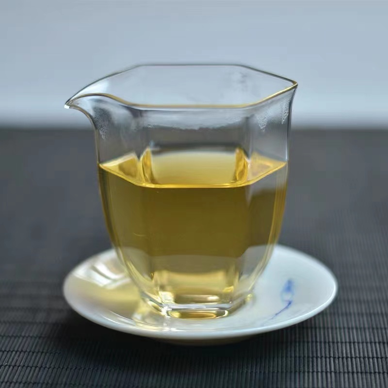 咏晴好茶  2017年倚邦300年古树生茶200克生茶饼  昆明仓