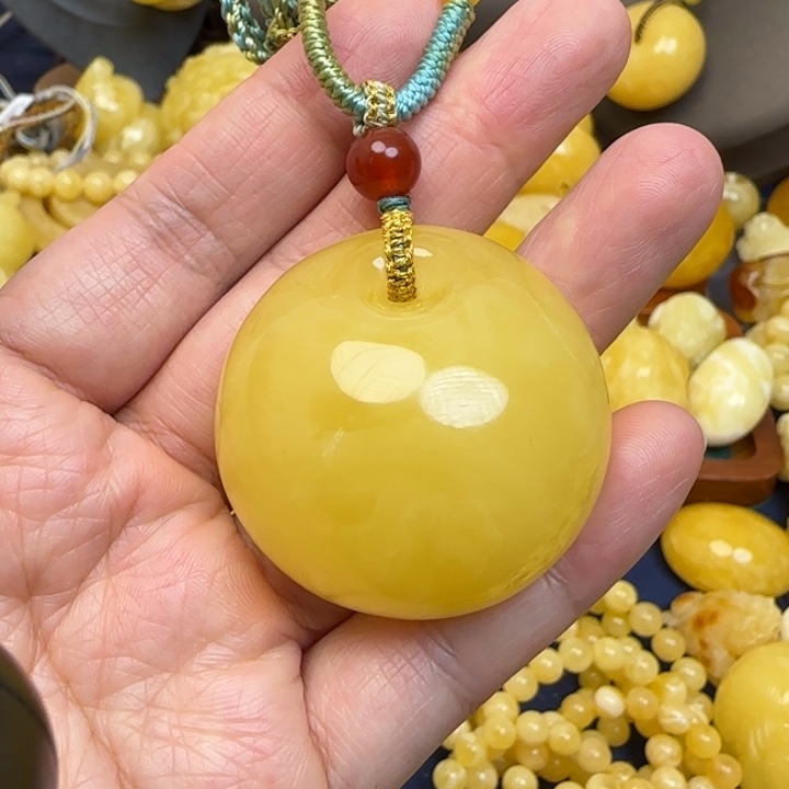 未镶嵌颈饰蜜蜡天然蜜蜡