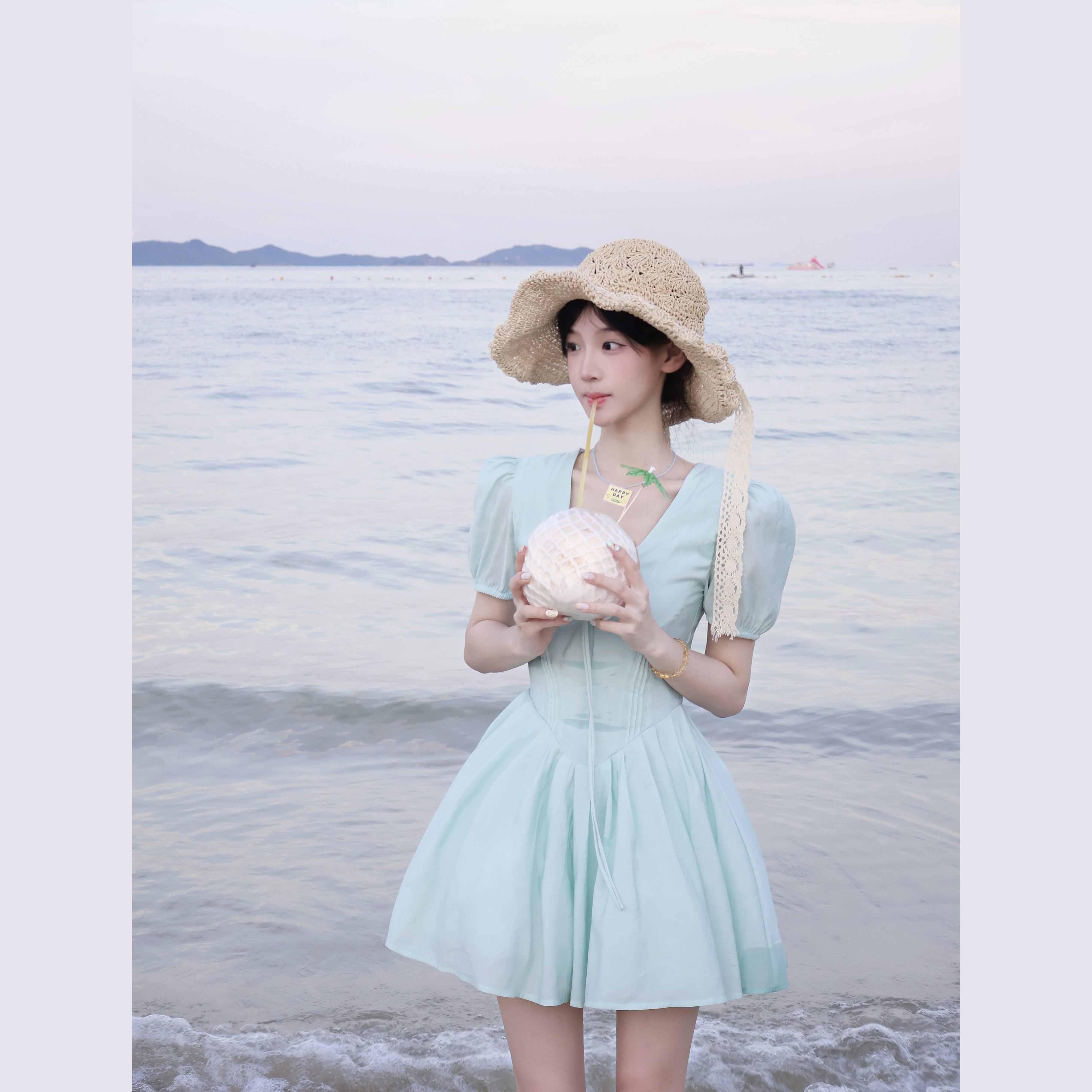 高质量女装轻奢连衣裙夏季小众时尚百搭韩版ins设计感薄款洋气