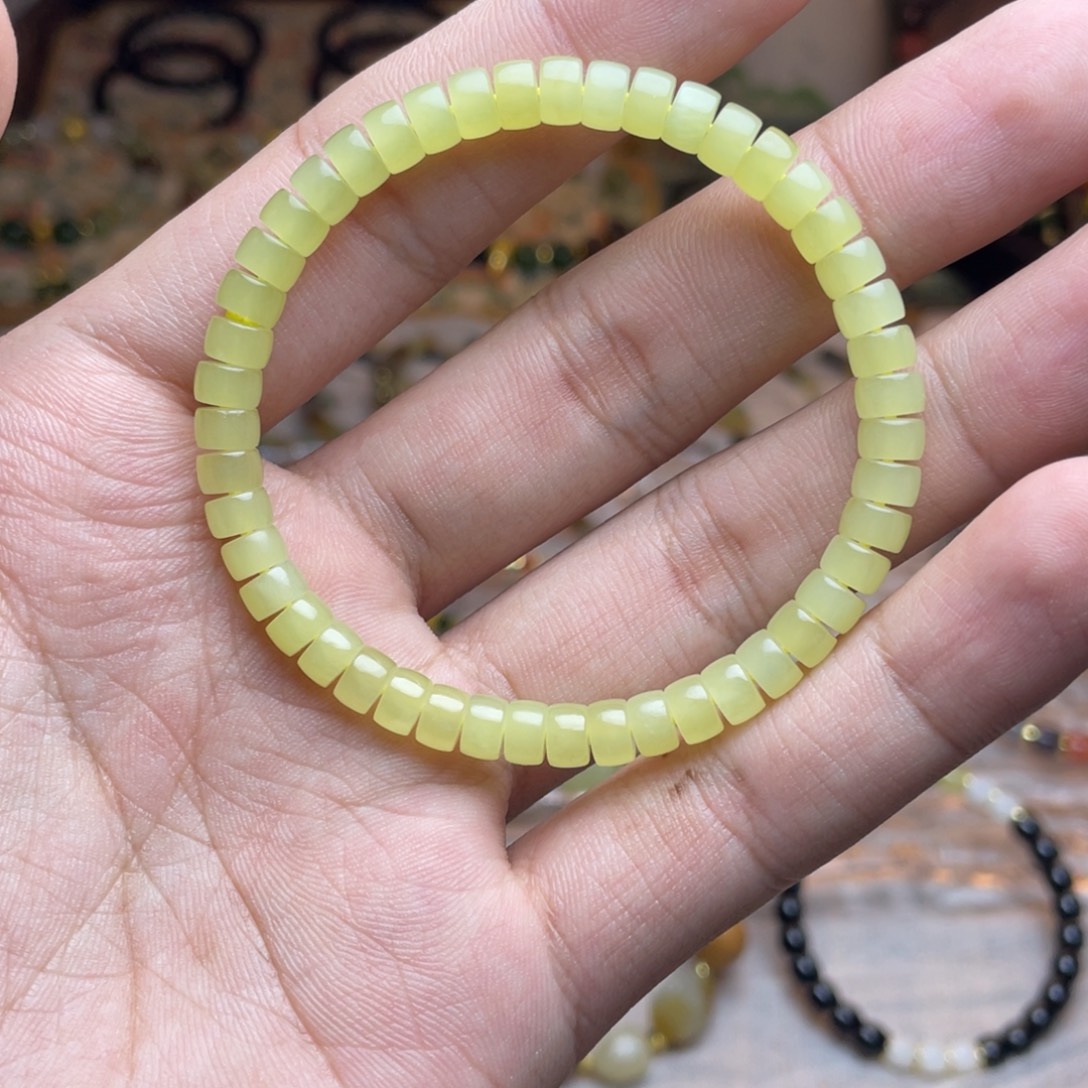 和田玉未镶嵌手链