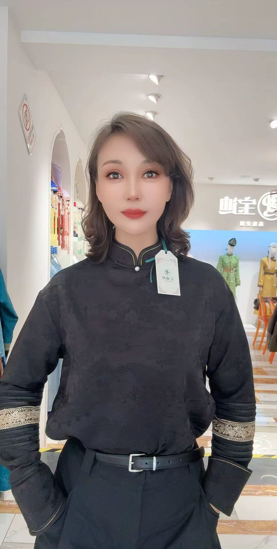 【宝迪呼】秋季新款百搭女士短款上衣