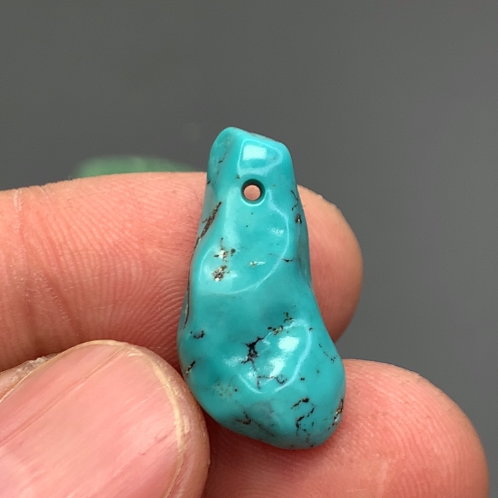 绿松石颈饰未镶嵌