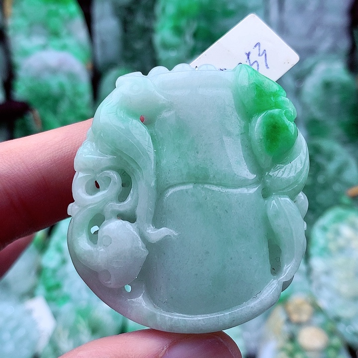 翡翠吊坠(不含链)未镶嵌