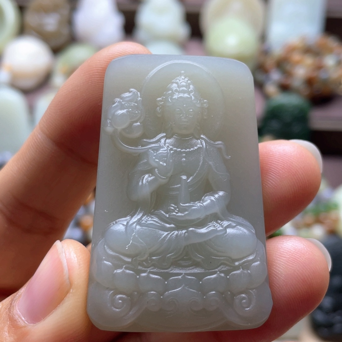 颈饰未镶嵌和田玉