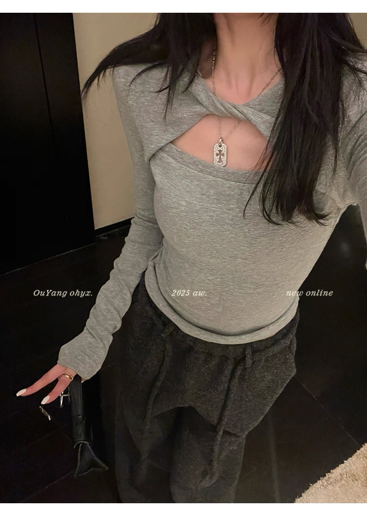 欧阳"心机打底王"升温薄绒!RO解构扭结镂空长袖T恤打底衫上衣