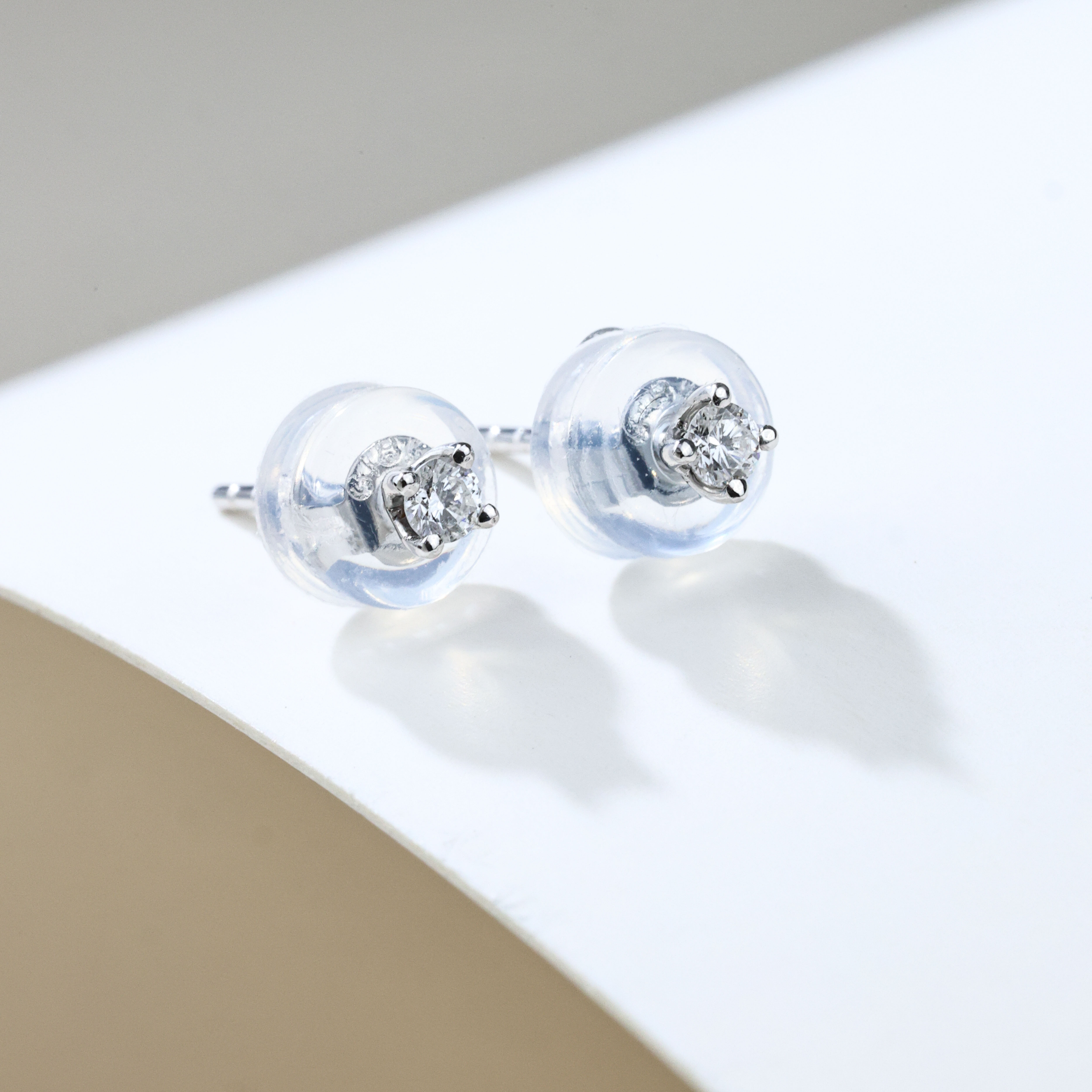 【举石臻选】TA07-1186-043钻石耳饰18K（一对）H