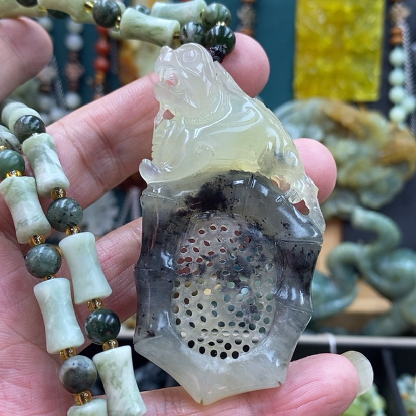 【闪购商品】未镶嵌岫玉吊坠