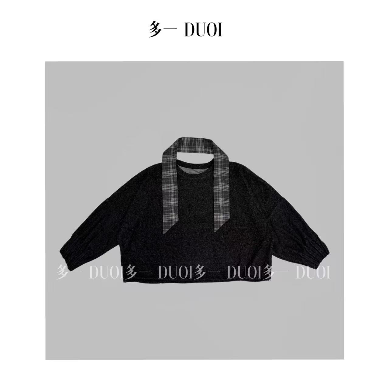 多一“余光”2025秋季新款毛呢蝙蝠袖设计时尚休闲卫衣配披肩上衣