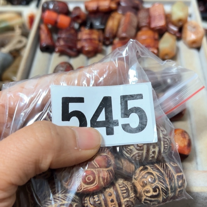 和田玉（糖玉）颈饰未镶嵌?****?