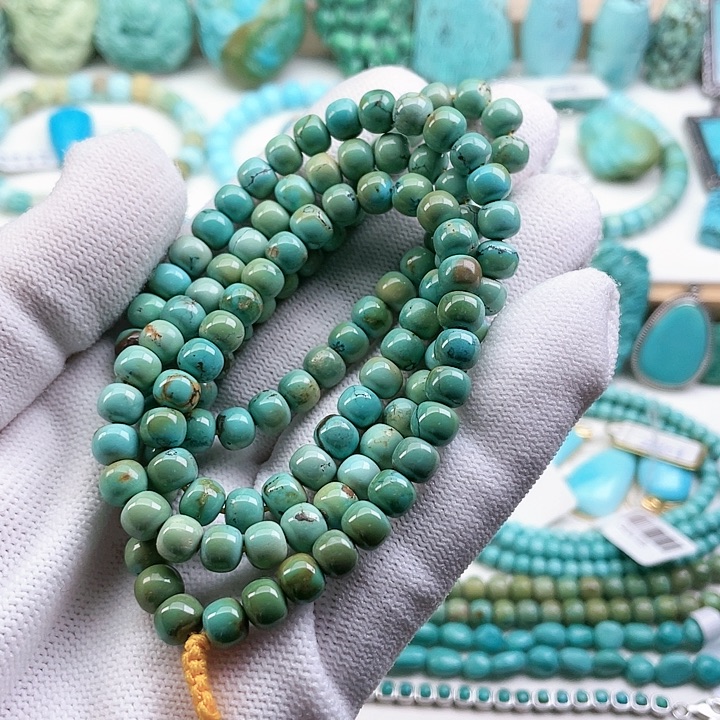 绿松石配饰未镶嵌