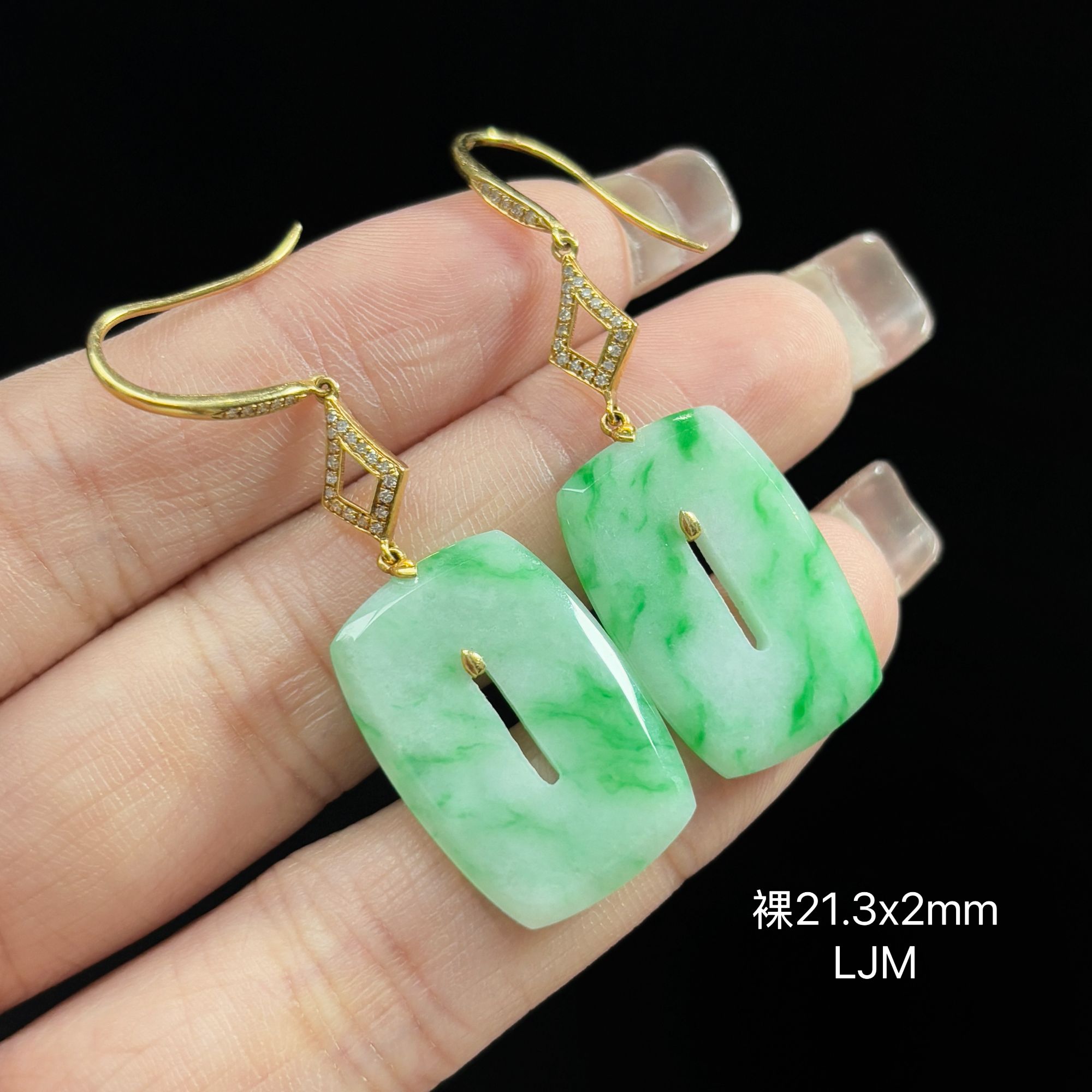 《缅甸翡翠珠宝严选》冰飘绿方扣玉石耳饰（下单质询客服）LJM