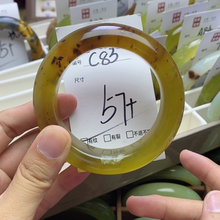 未镶嵌蛇纹石玉手镯