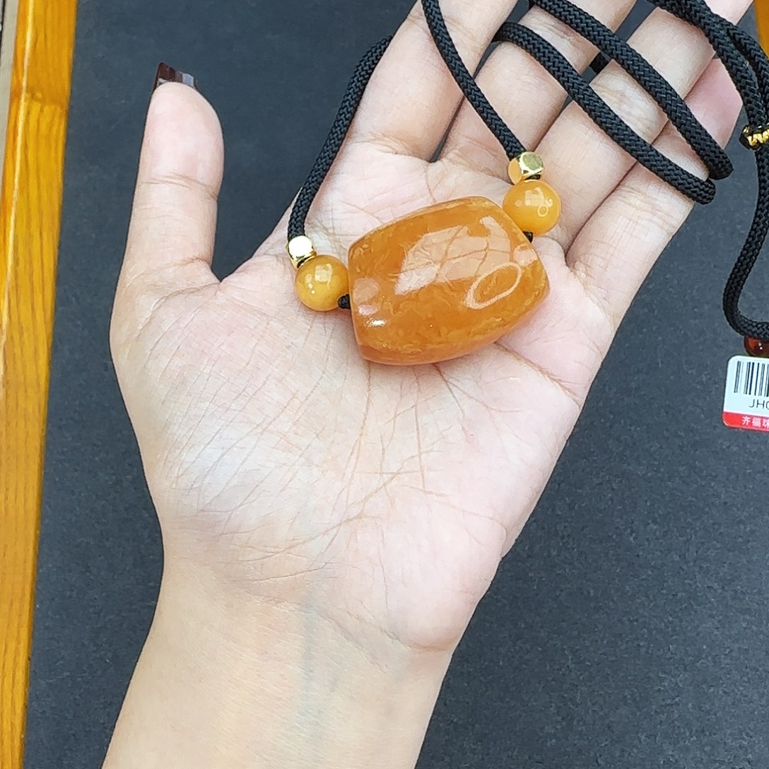 琥珀颈饰未镶嵌吊坠