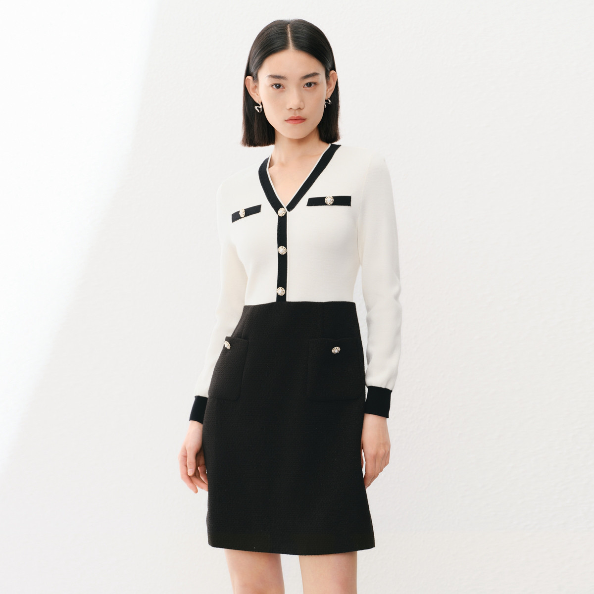 【心悦专属】撞色针织裙春秋款精美五金扣长袖连衣裙女CF04293V1