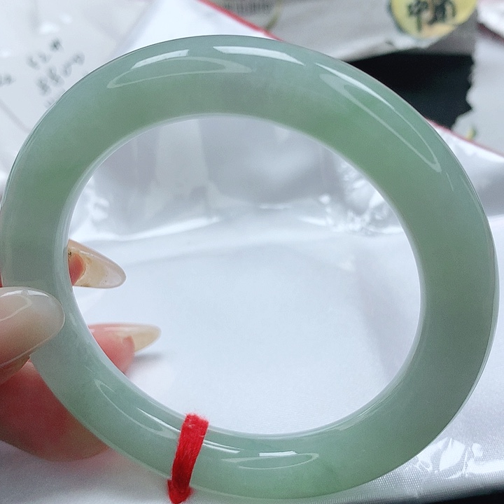 翡翠手镯未镶嵌缅甸天然A货翡翠