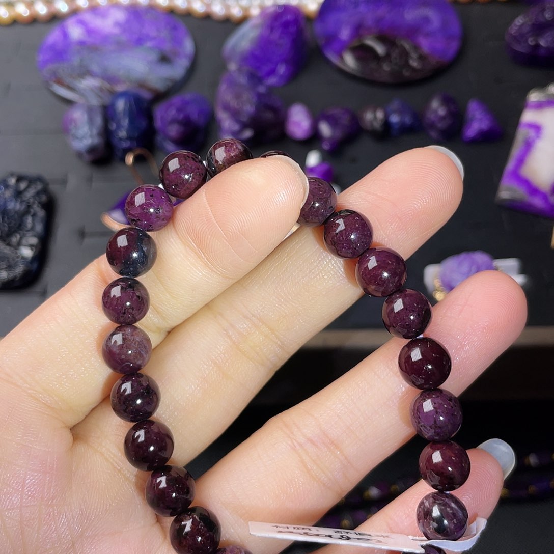 未镶嵌苏纪石（舒俱来）手链