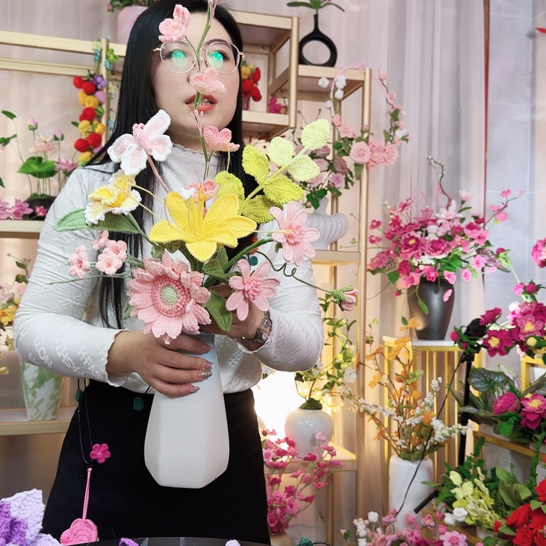 纯手工钩织手工钩织设计花束