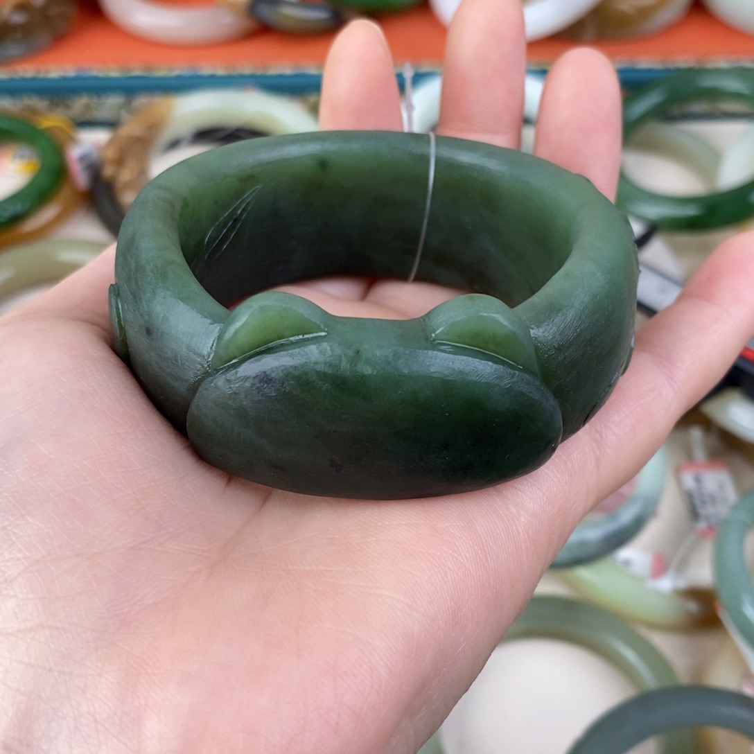 和田玉未镶嵌手镯54.8定制