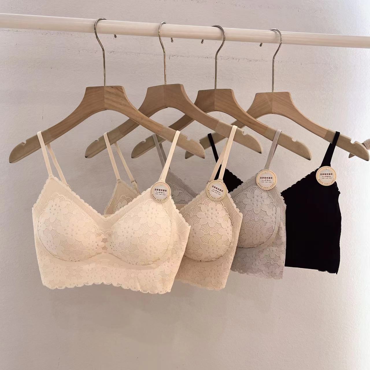 ALN6213蕾丝乳胶固定杯美背舒适时尚