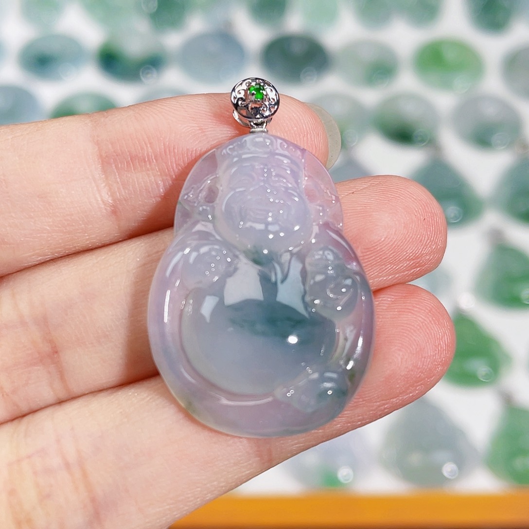 颈饰18K金镶嵌翡翠吊坠