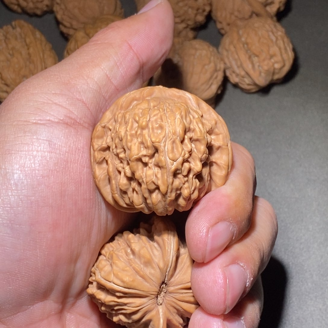 文玩核桃吊坠四座楼