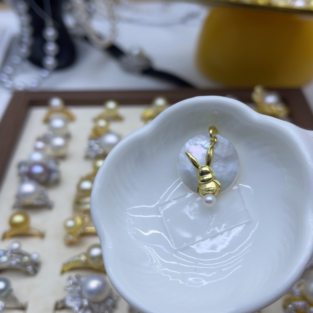 银S925镶嵌淡水珍珠颈饰