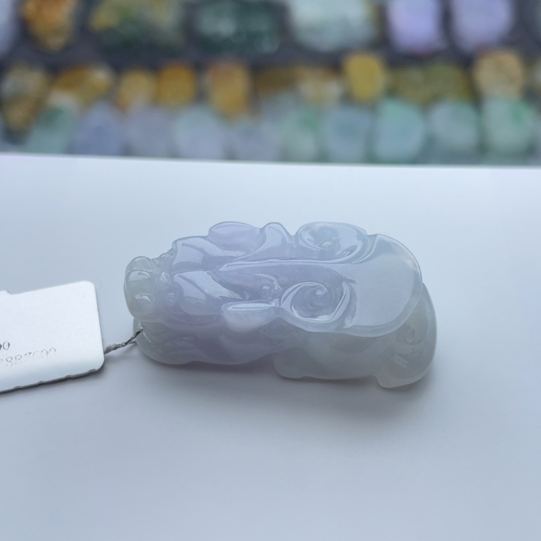 翡翠颈饰未镶嵌貔貅