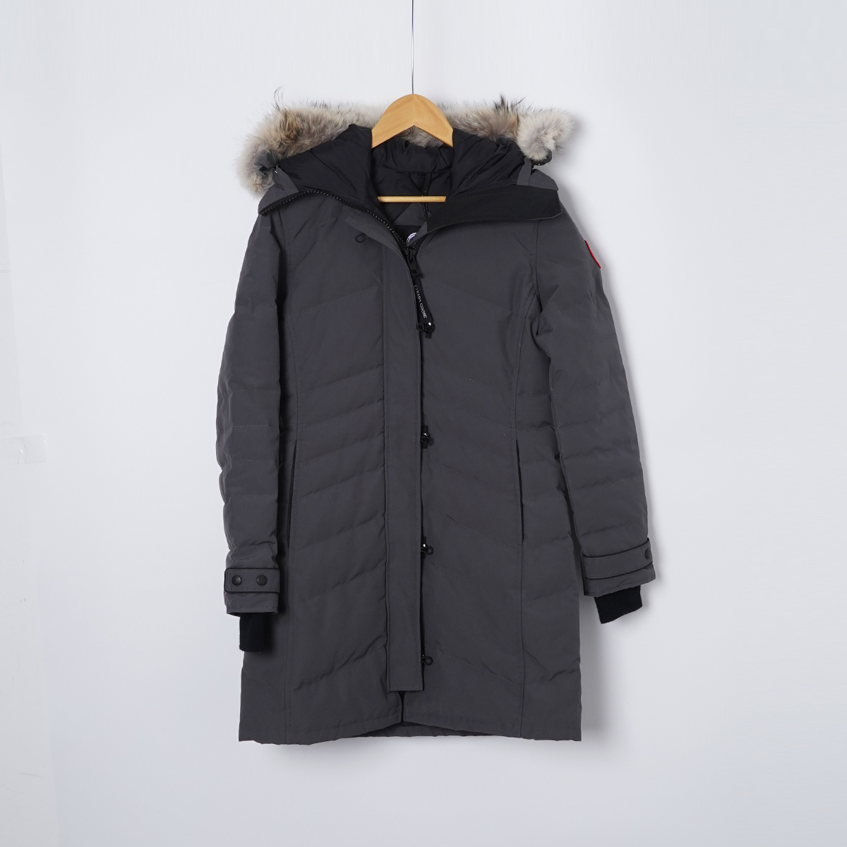 未使用 CANADA GOOSE 白鸭绒/TH1729/羽绒服/M码