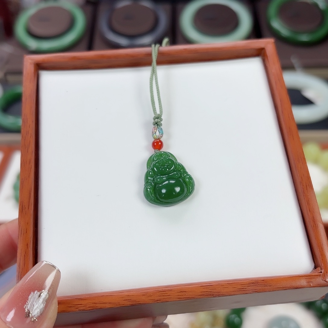 和田玉吊坠未镶嵌