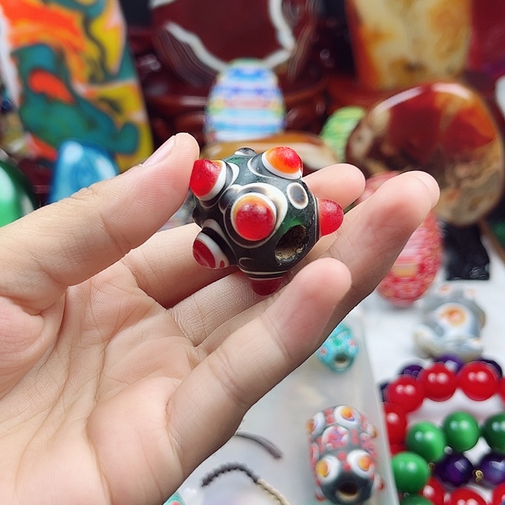 神***明未镶嵌耳饰玛瑙/玉髓