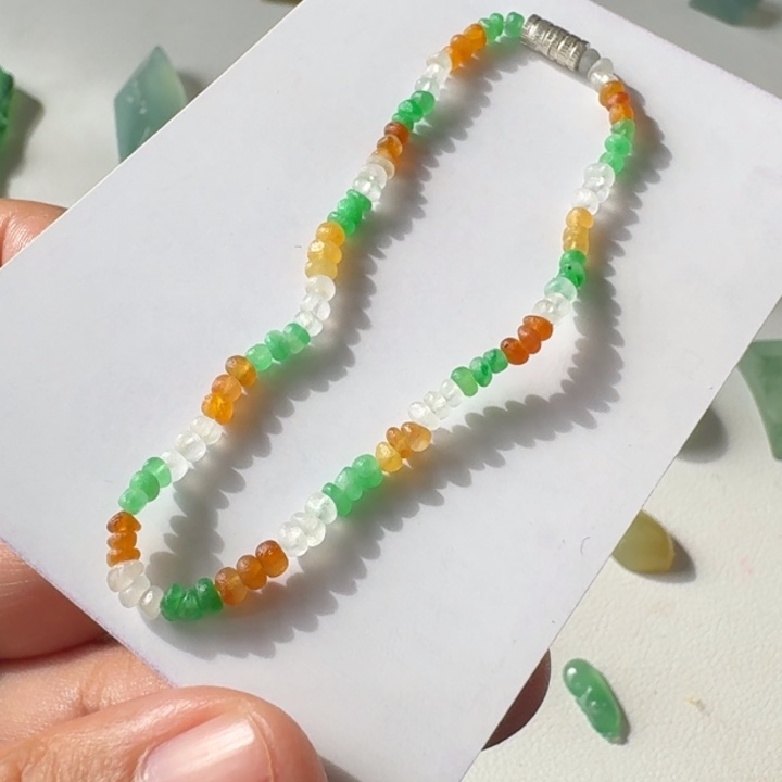 定制翡翠未镶嵌随形手链