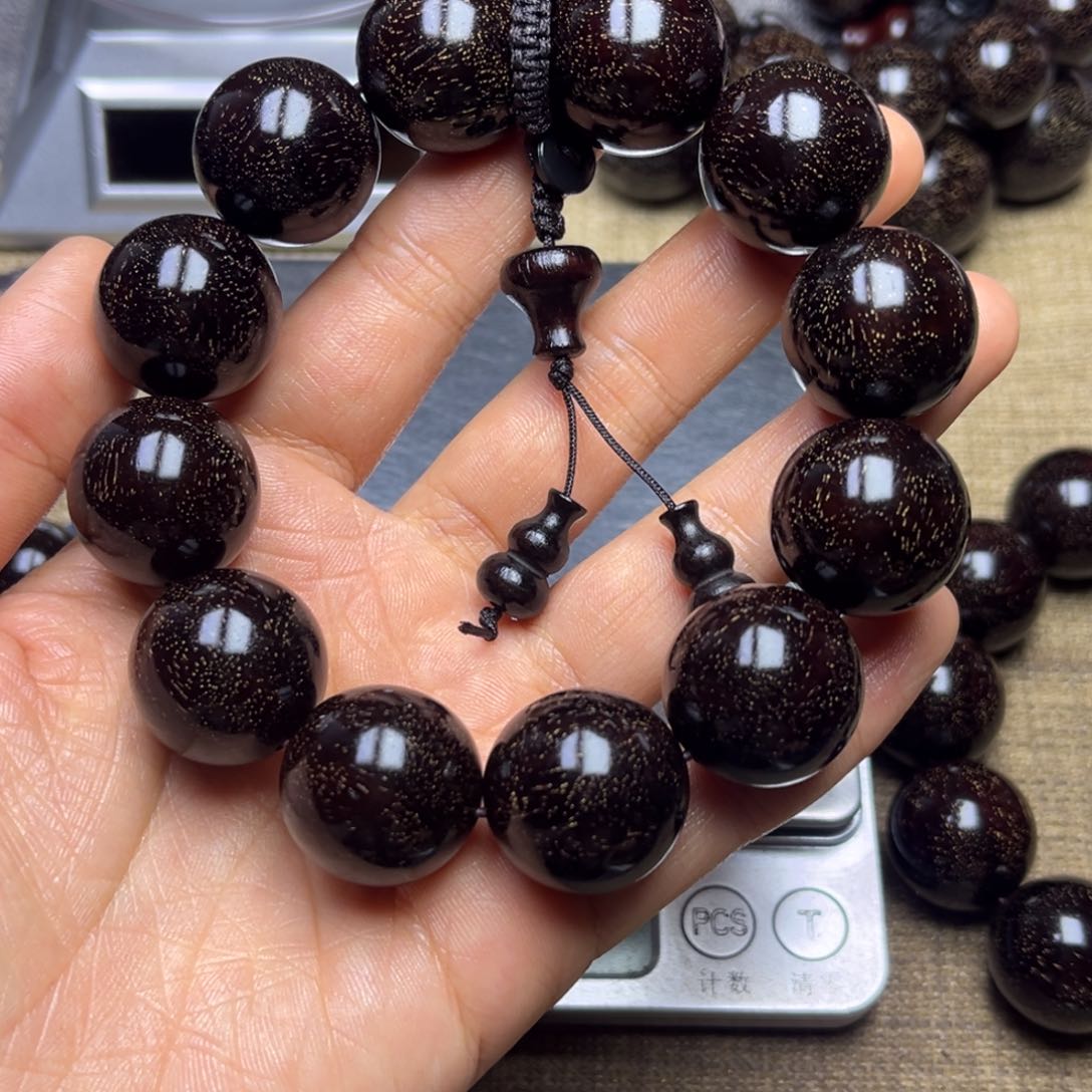 檀香紫檀（小叶紫檀）天***石2.0 满星