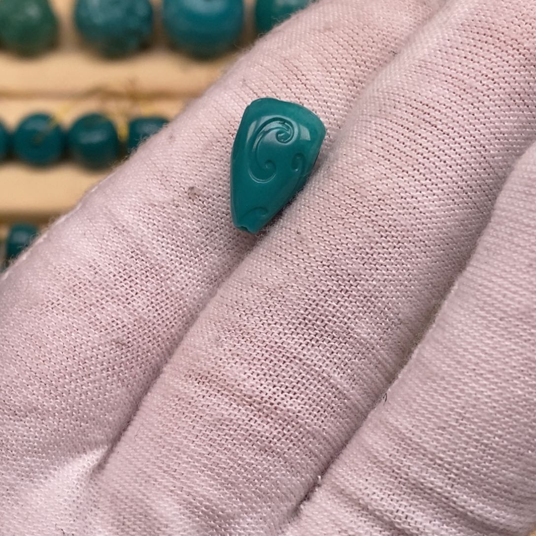 绿松石未镶嵌珠宝奇石8.8mm