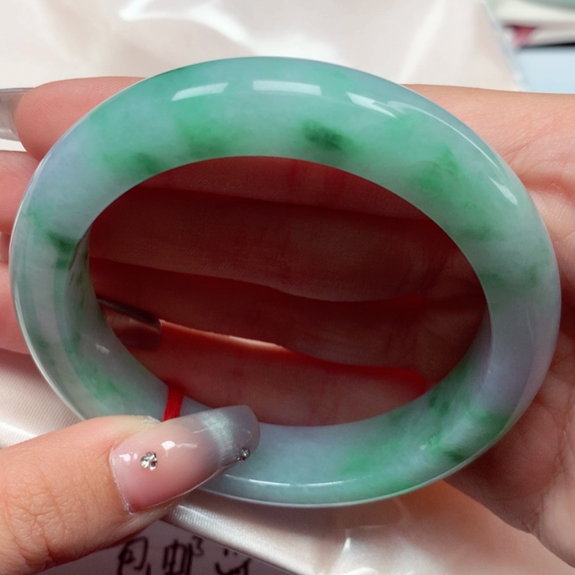 【闪购商品】翡翠手镯未镶嵌57圈