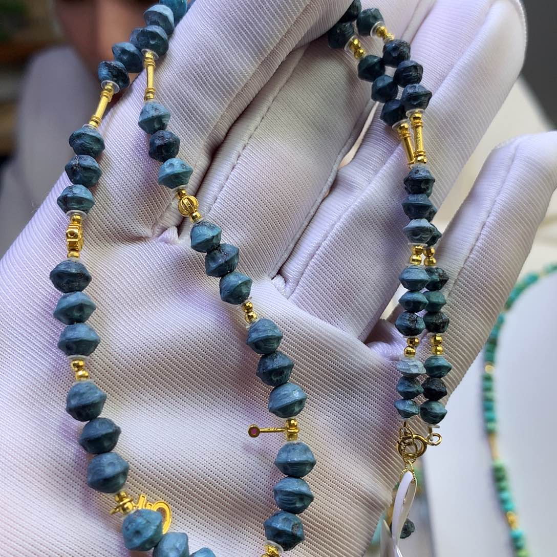 绿松石18K金镶嵌锁骨