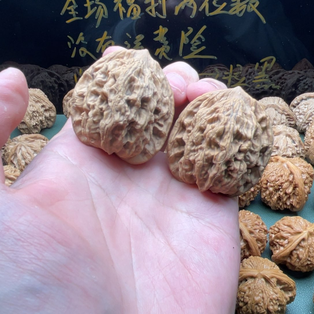 核桃把件40全品原装虎头