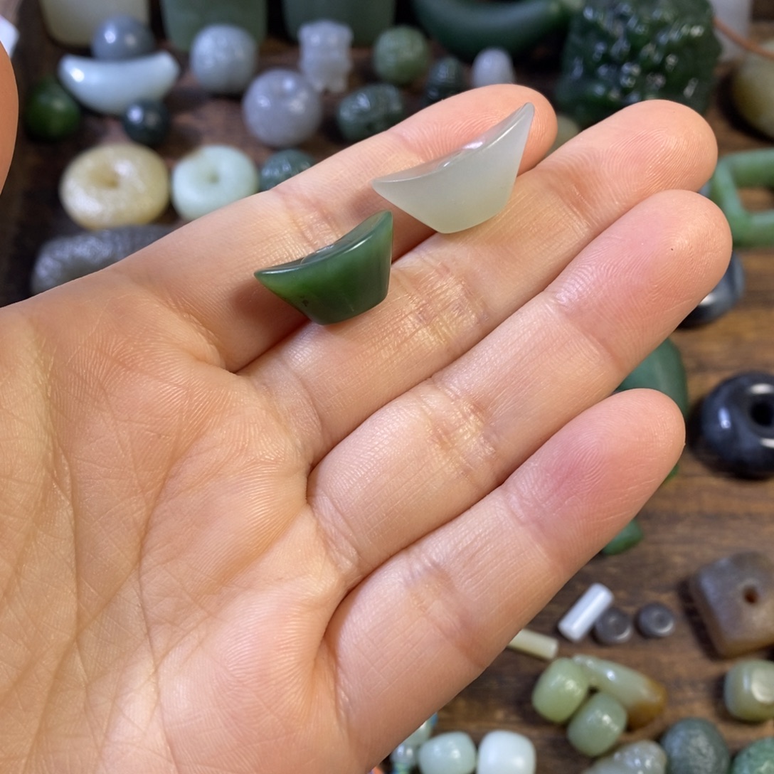 孙***楚和田玉未镶嵌车挂