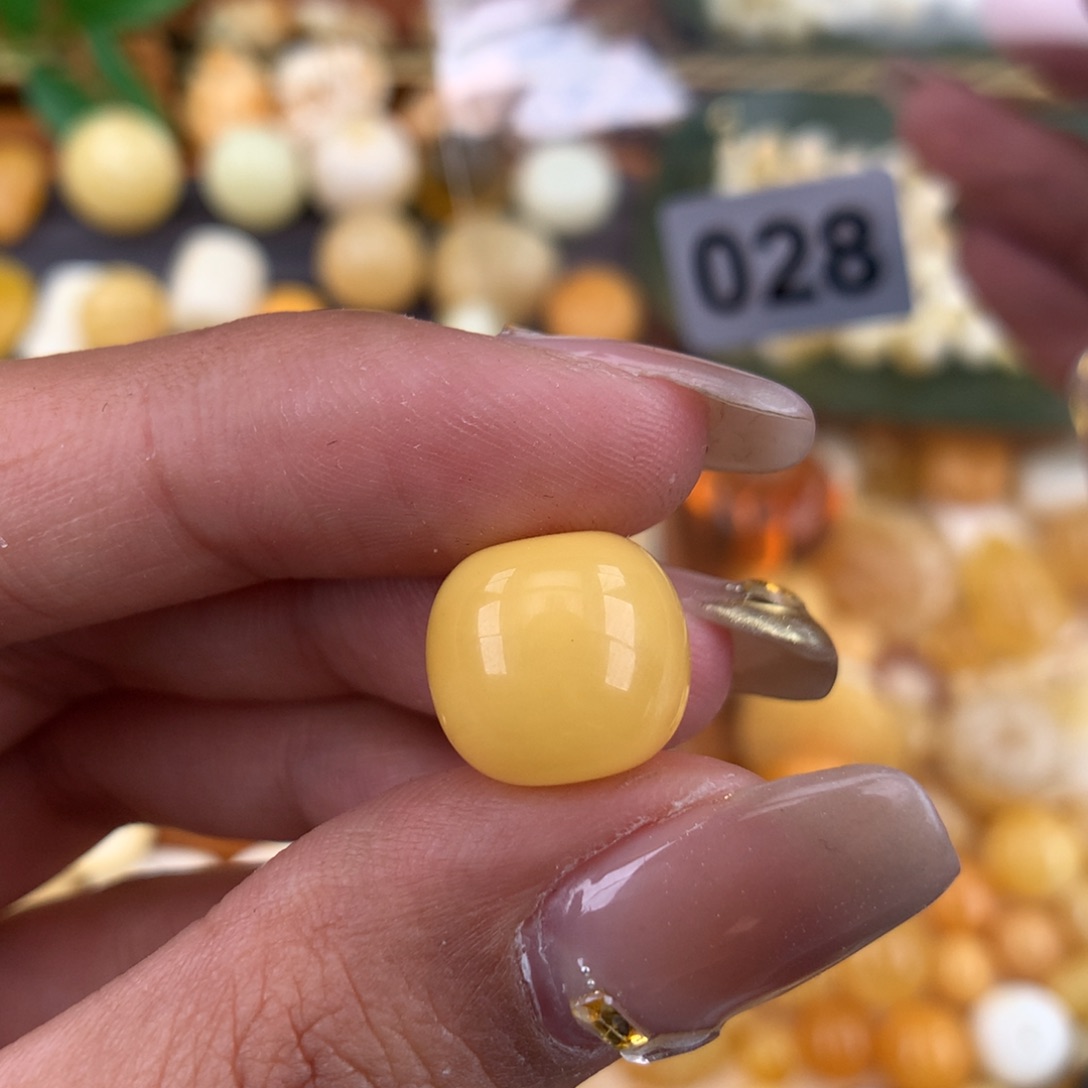 琥珀珠宝奇石未镶嵌12.5