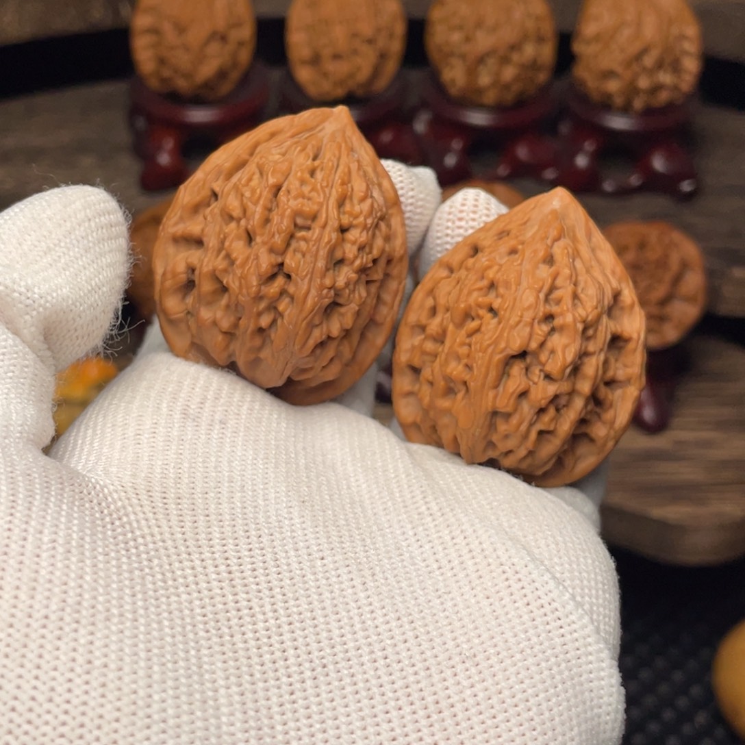 把件文玩核桃秦岭野生山魄系列归一35尖小修