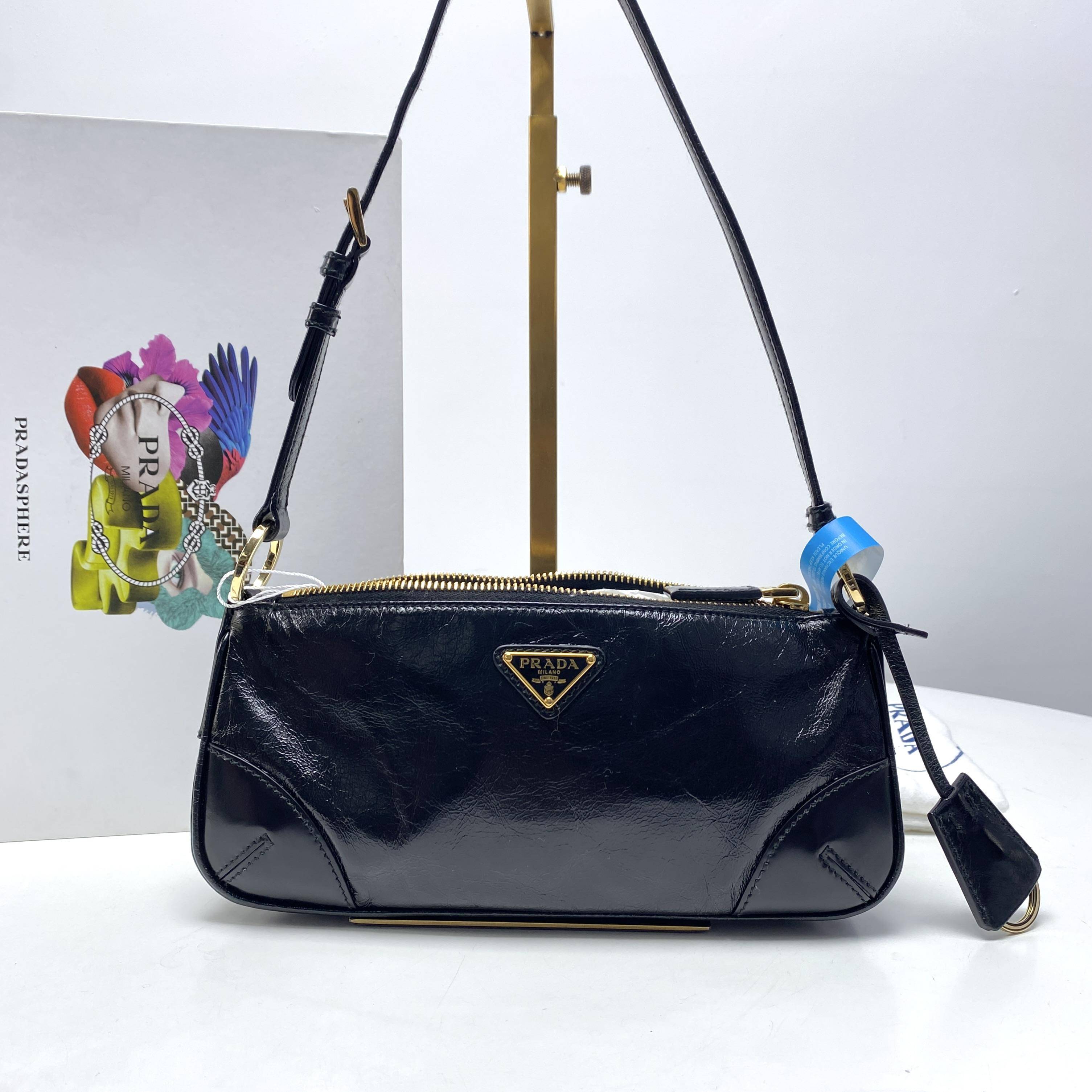 胖虎曼曼/普拉达/95新/公价0/箱包/单肩包/312501140123