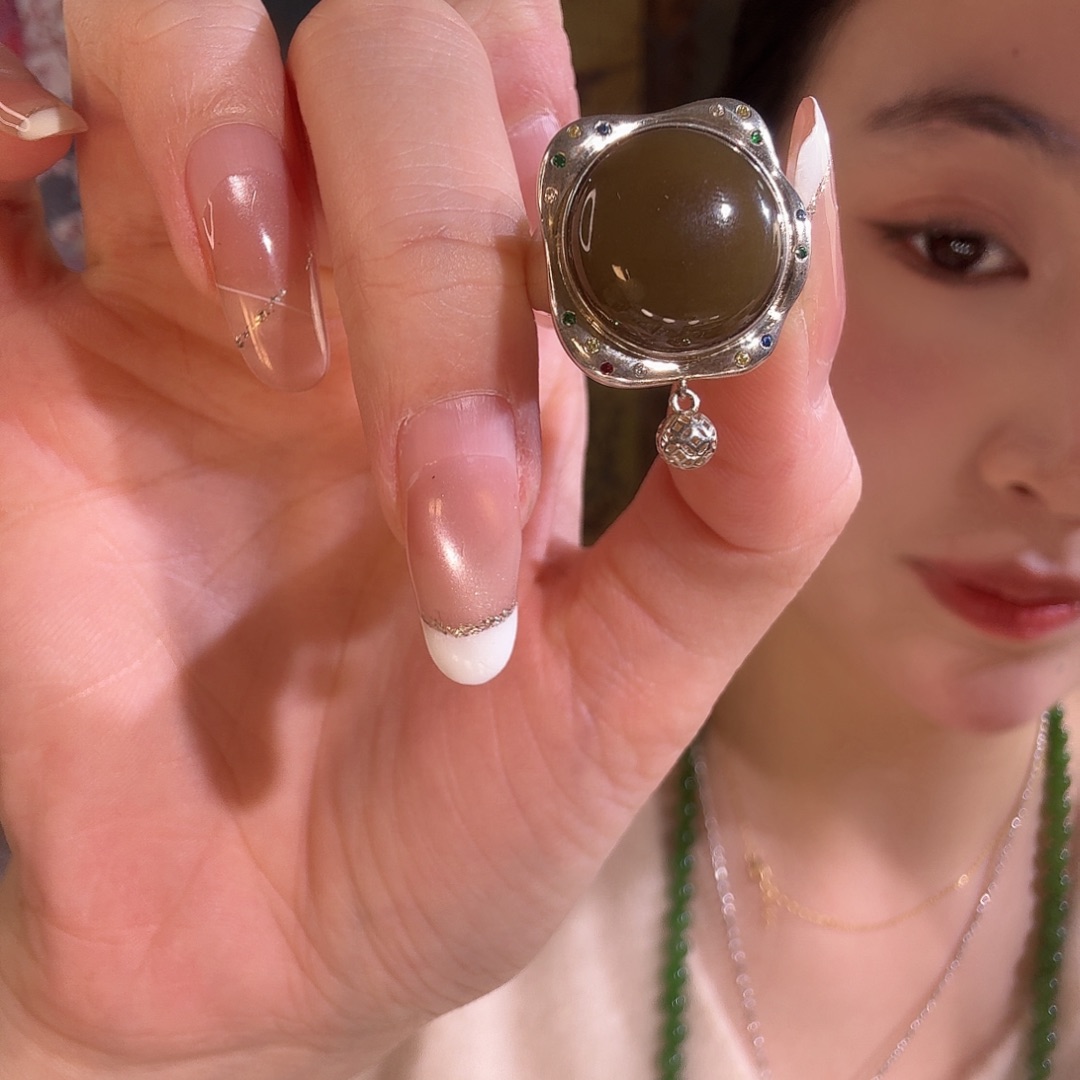 和田玉未镶嵌戒指