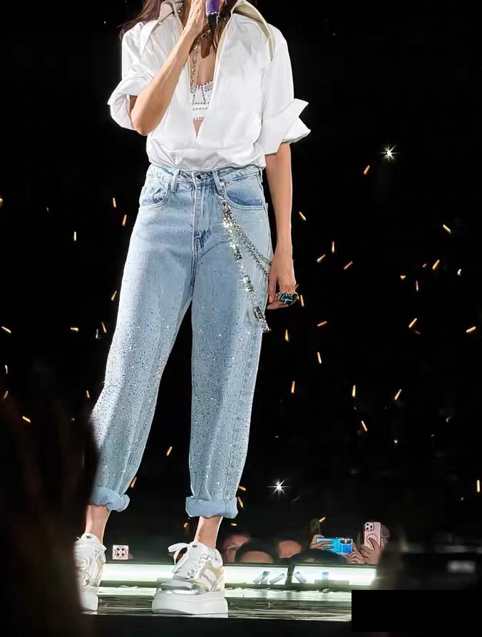 【莫文蔚2025演唱会同款】高腰烫钻牛仔裤女舞台闪耀烫钻设计哈伦裤