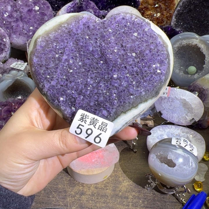未镶嵌大型摆件（非配饰）紫晶596