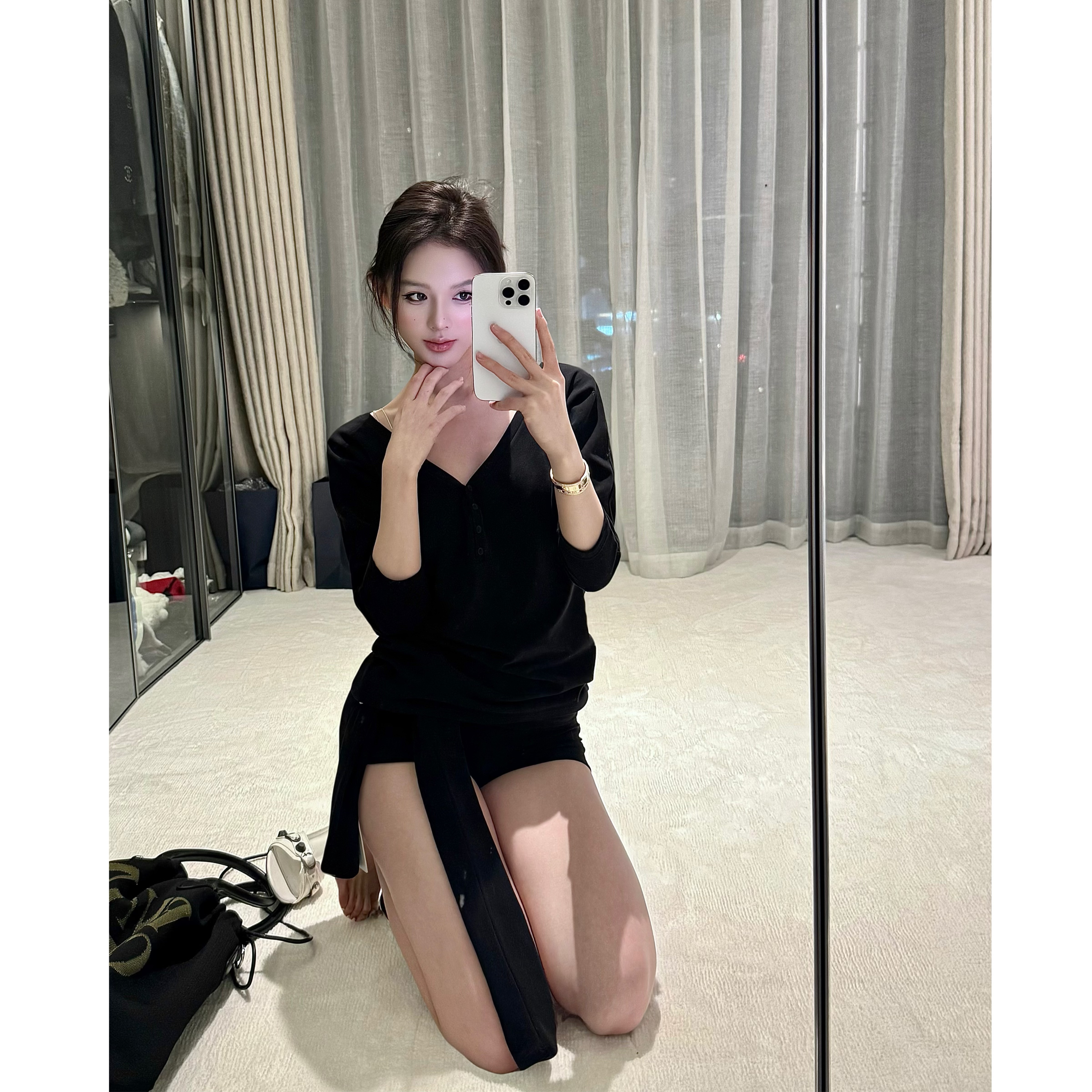 Nisabena【万人迷】25ss 小众设计师款弹力修身上衣系带短裤套装