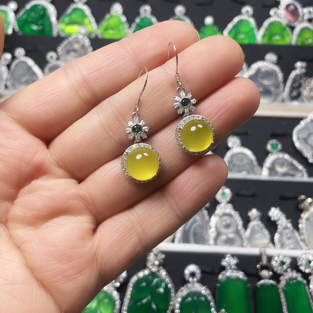 玛瑙/玉髓耳钉合金