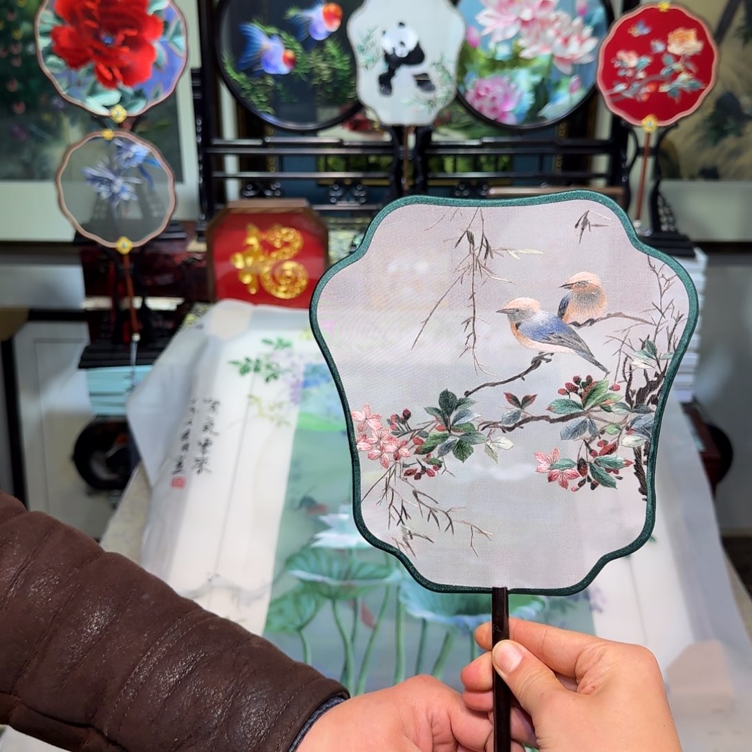 刺绣刺绣工艺精湛