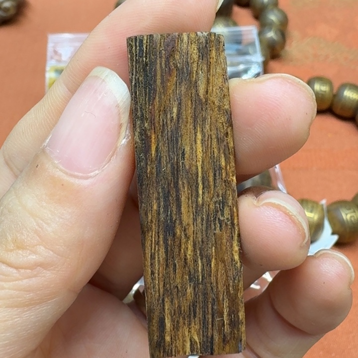 大叶紫檀（黑酸枝木类）