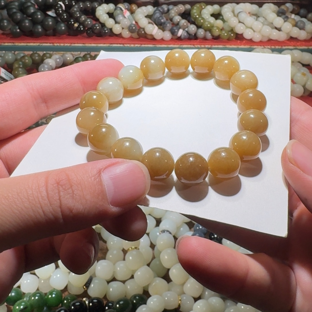 和田玉未镶嵌手串