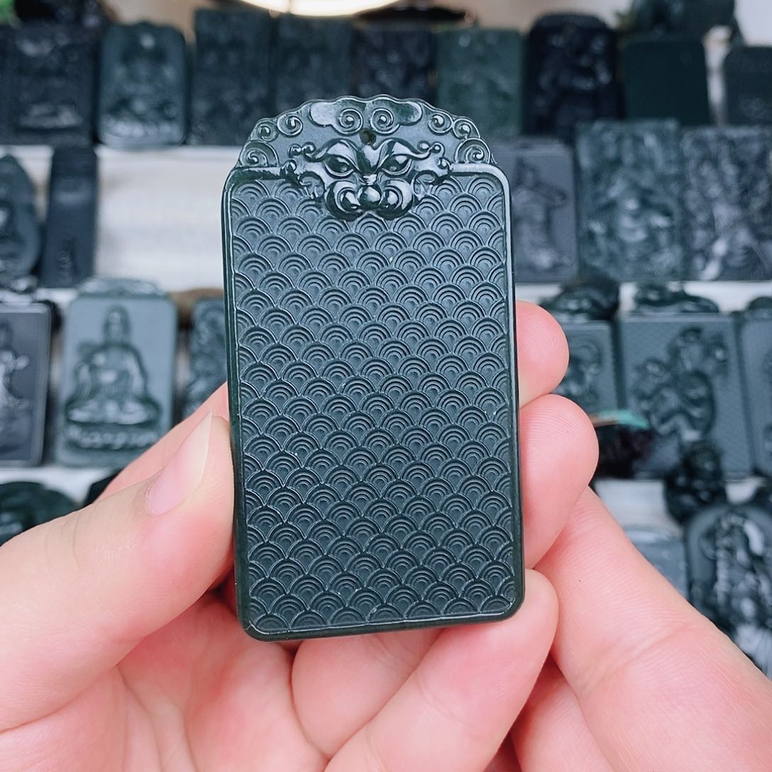 和田玉颈饰未镶嵌姥*